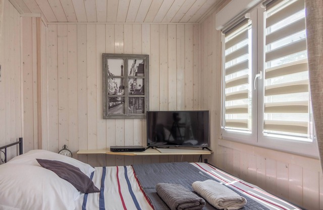 B&B Cerisier, Diner on request, electric recharging point