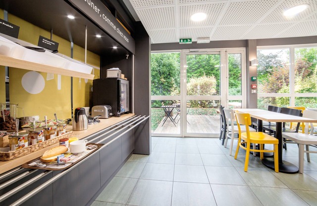 B&B HOTEL Evry Lisses (2)