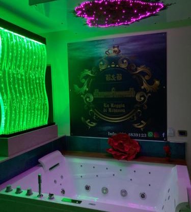 B&B LA REGGIA DI RIHANNA spa