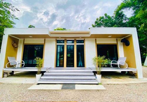 Baan Suan Khiriwong 2-BR Villa บ้านสวนคีรีวงศ์