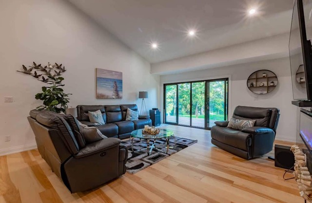 Baby Lake Cottage Sum