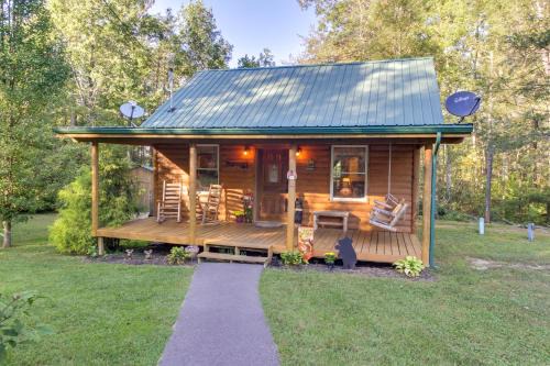 Backyard and Porch Rural Cosby Log Cabin!