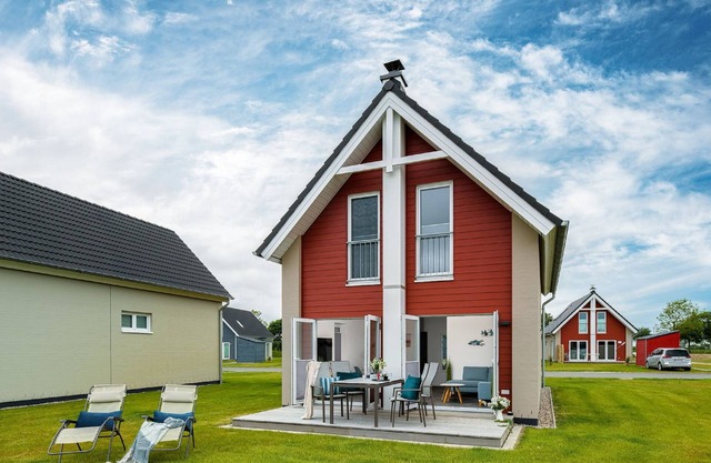 Bajo Lykke - close to the beach and the North Sea, fireplace, infrared sauna, terrace