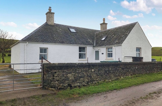 Ballygroggan Cottage - UK48768