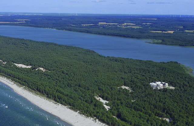 Baltic coast, quiet location in Grune, spacious, modern apartment