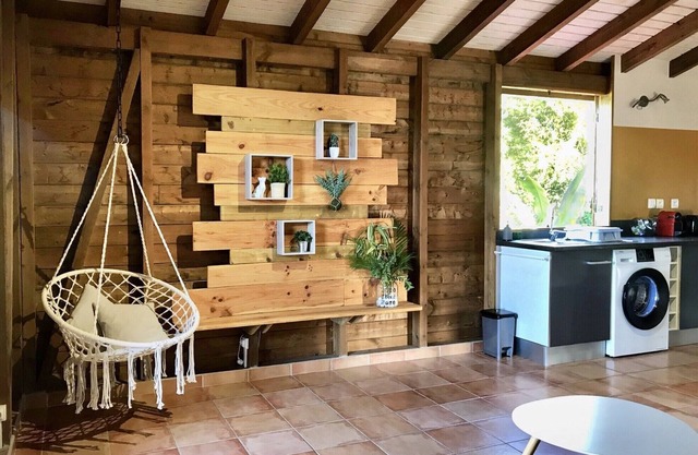 Bamboo Canyon Villa - Large F2 with Air Conditioning