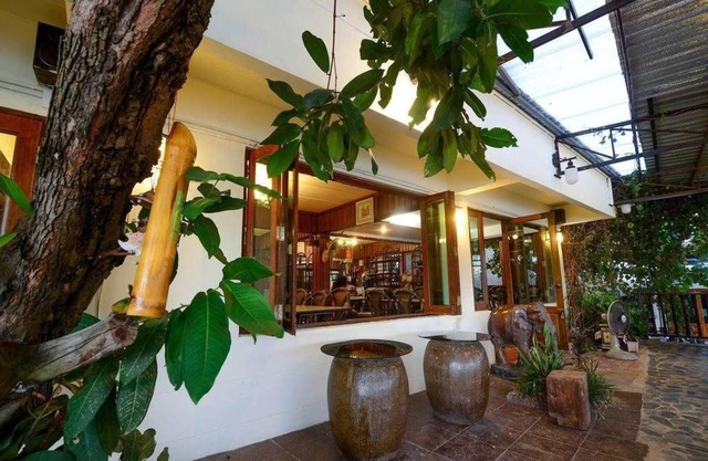 Ban U Thong Accommodations