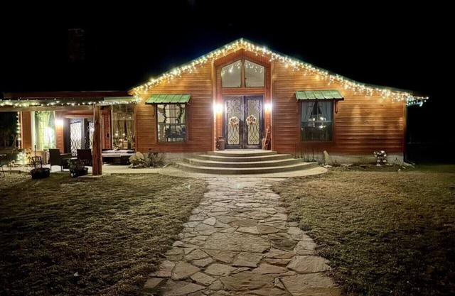 Banquet Hall & Pool: Expansive Forestburg Ranch!