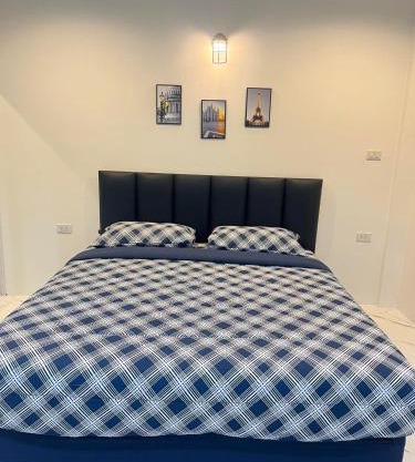 banrimkhao (บ้านริมเขา)bangtao