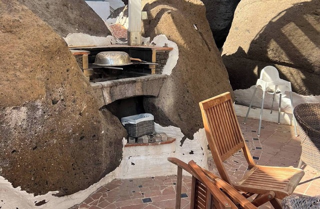 Barbara Gortito, 2 Bedrooms Flat With A Sea View