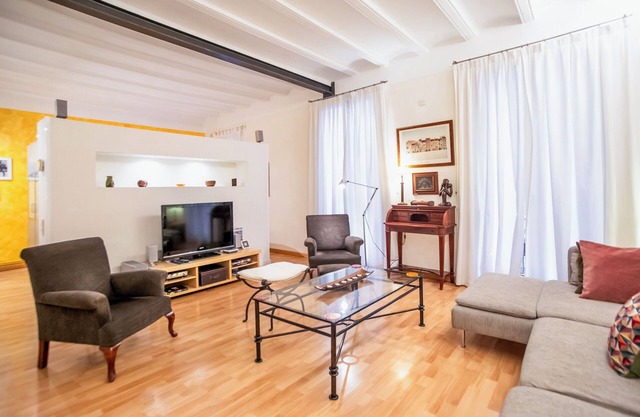 BARCELONA LUXURY * FABULOUS LOCATION* CITY CENTRE - GREAT REVIEWS
