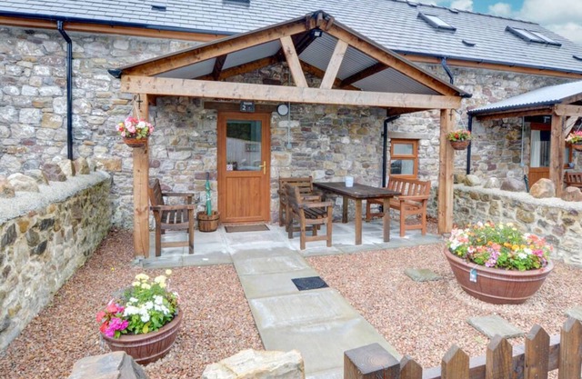 Barn 2 - Cow in Ystradgynlais