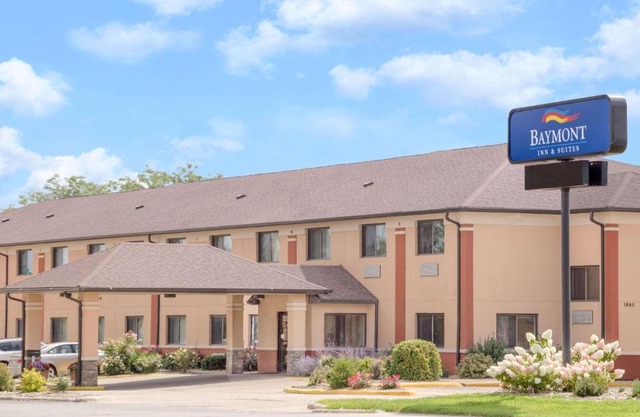 Baymont by Wyndham Waterloo
