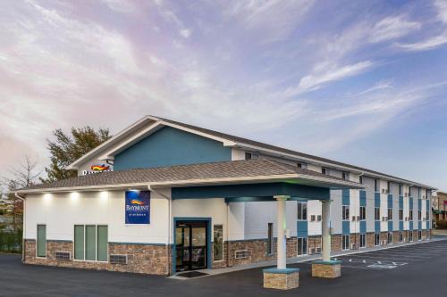 Baymont Inn & Suites