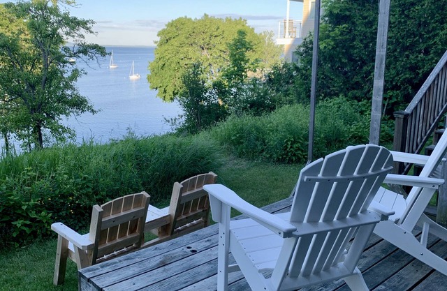 Bayview Beauty - Beautiful antique oceanfront home big enough for everyone.
