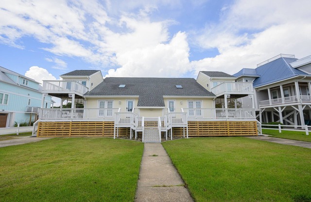 Beach Bliss – 6BR 2nd Row Duplex with Private Pool, Steps from the Ocean