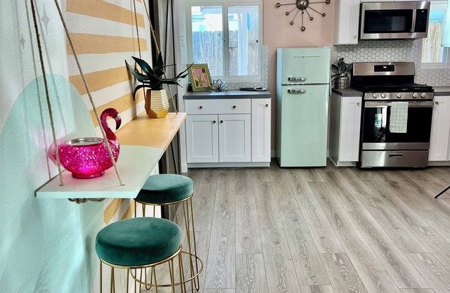 Beach Cottage in Imperial Beach