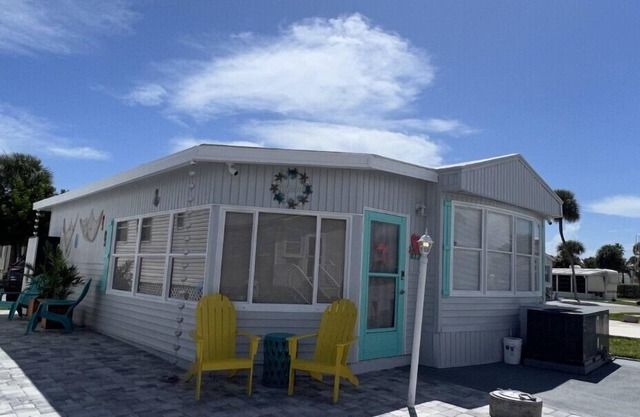 Beach Cottage-Jensen Beach