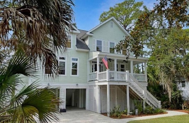 Beach, Fishing, Tennis, Pickleball, community pool, all amenities included.