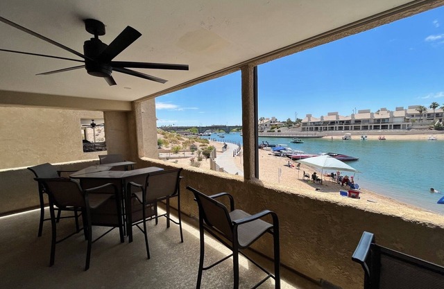 Beach Front Condo In Beautiful Lake Havasu Arizona