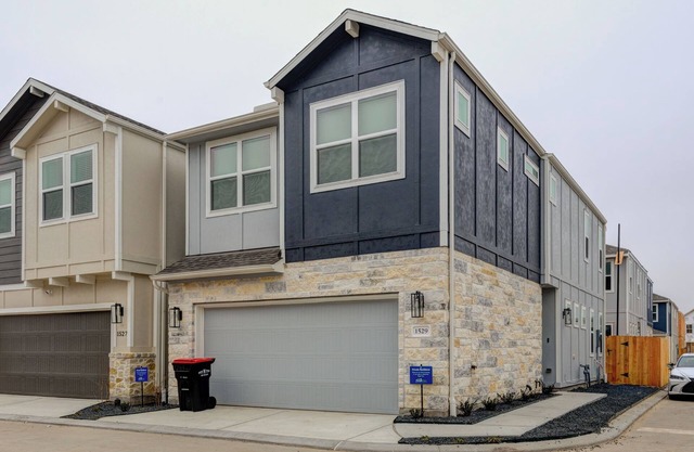 Beach Oak Drive Property - Energy Corridor