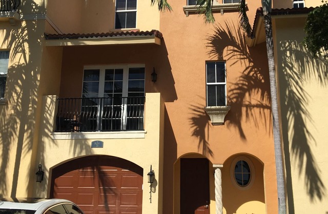 Beach Town Home on lovely Hutchinson Island, Jensen Beach, Florida!