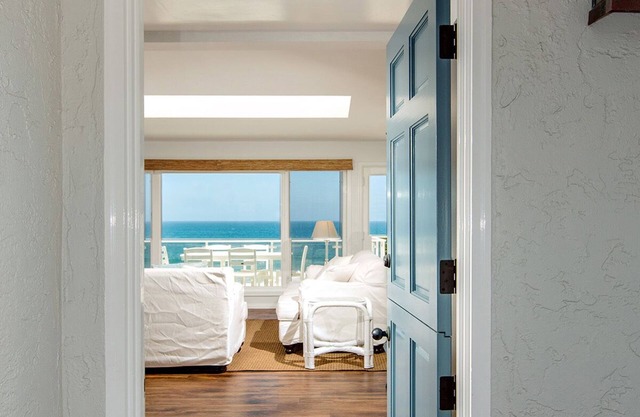 Beachfront 4 bedroom home, sleeps up to 9