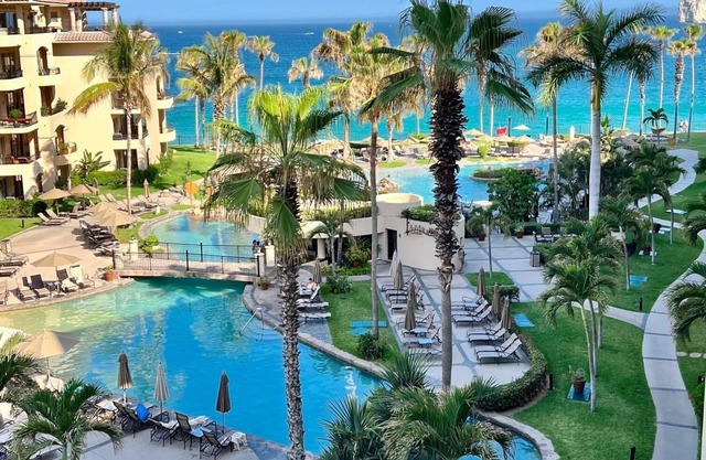 Beachfront "5-Star Reviews" 2-Bed 3-Bath Villa! Spectacular Views! FREE WIFI!
