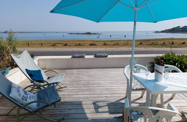 Beachfront Apartment in Plouguerneau