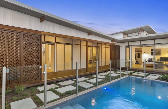 Beachfront Eclipse with Pool