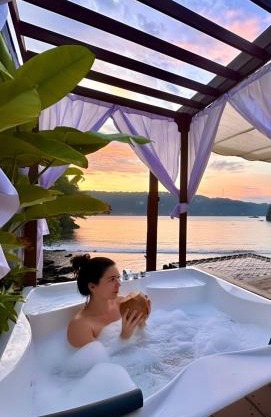 Beachfront Luxury Dome Villas - Gamat Bay Resort