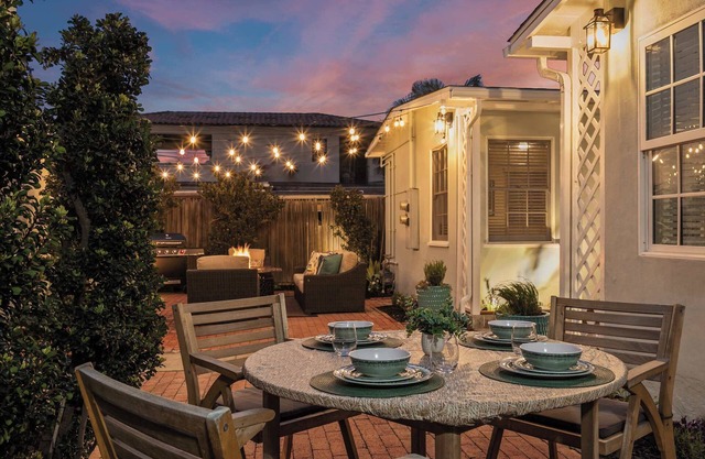 Beachside 1BR Haven Near Ocean & Outdoor Space