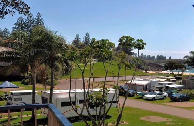 Beachside Getaway - 150 metres to beach