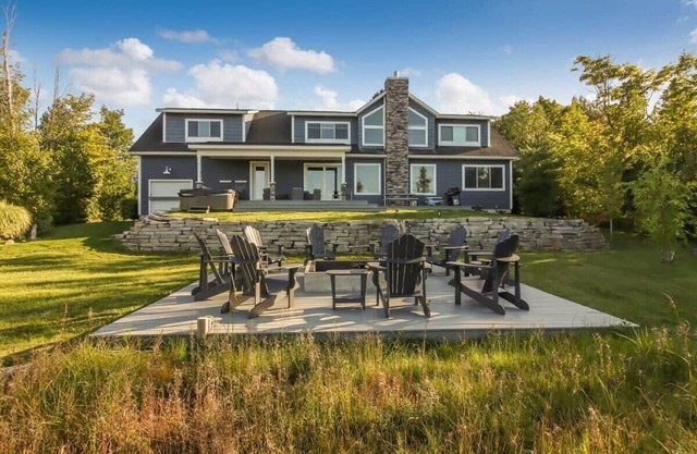 Bear Feet Retreat Sum