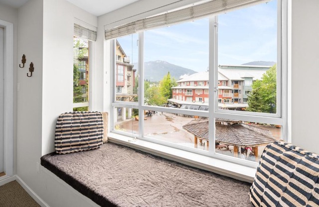 Bear Lodge One Bedroom by MVA