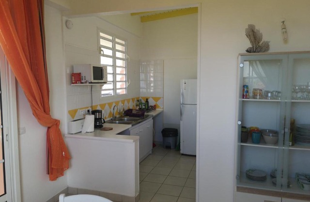 Beau F2 avec vue sur Les Saintes