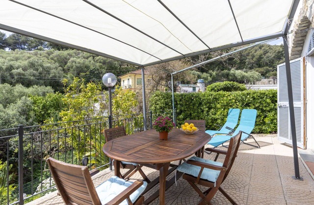 Beautiful apartment for 4 people with pool, WIFI, TV, terrace and panoramic view