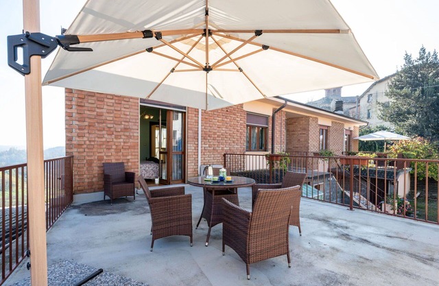 Beautiful apartment for 4 guests with WIFI, A/C, TV and terrace