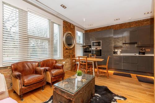 Beautiful 1BR, 2 min Putney Train St, 5min to Tube
