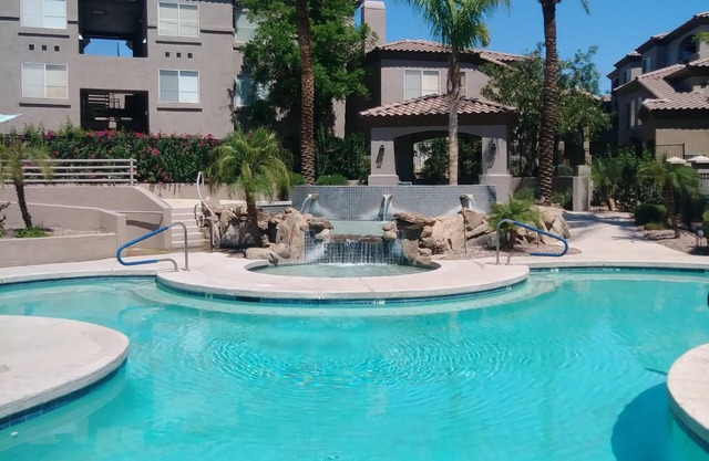 Beautiful 1st floor condo in Ahwatukee with heated pool.