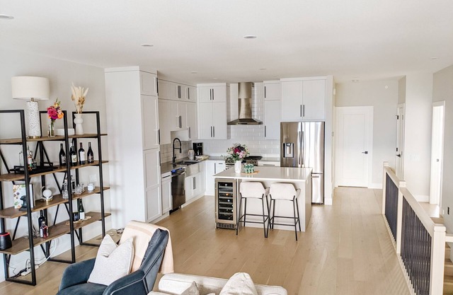 Beautiful 3 Bed /3 Bath Wine Country Villa