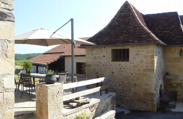 Beautiful 3 bedroom family home between Lascaux and Hautefort