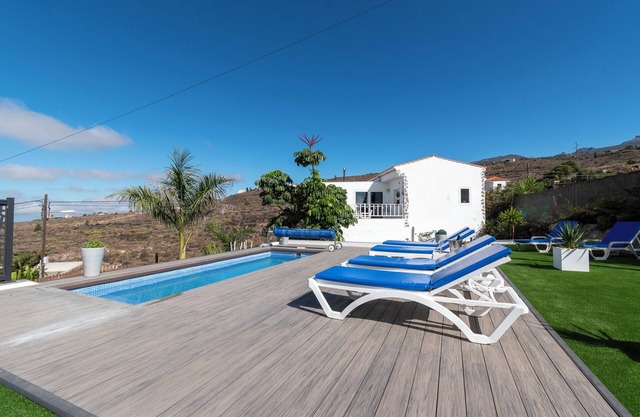 Beautiful 3 Bedroom Villa by Tenerife Villas Online Co Uk