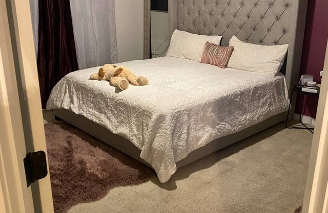 Beautiful 3 story town home in Gwinnett County.