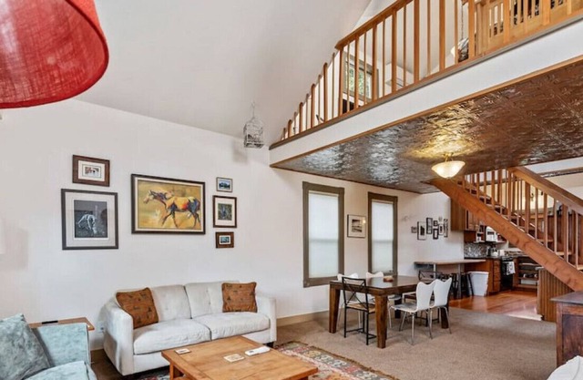 Beautiful 3br Buckman Home in the Heart of SE!