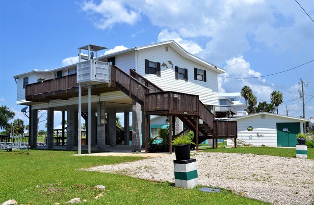 Beautiful 4 bedroom, 3 bath house on the main canal at Keaton Beach Florida.