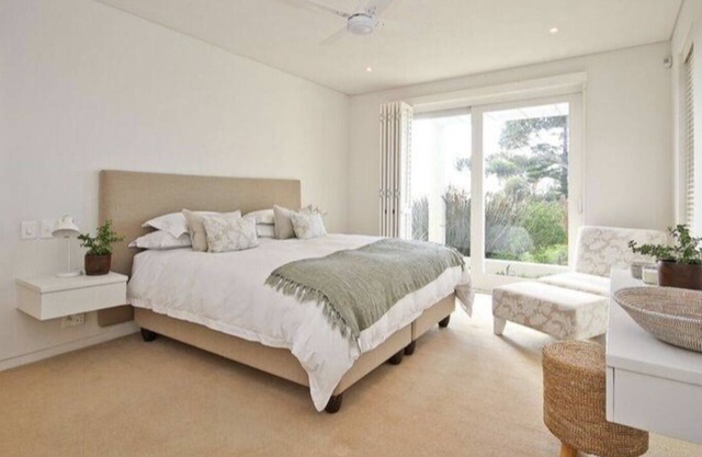 Beautiful 4 Bedroom House in Steenberg