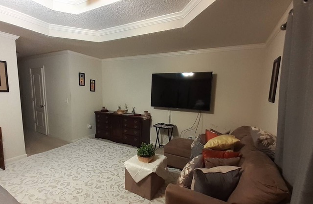 Beautiful 4br home your home away from home