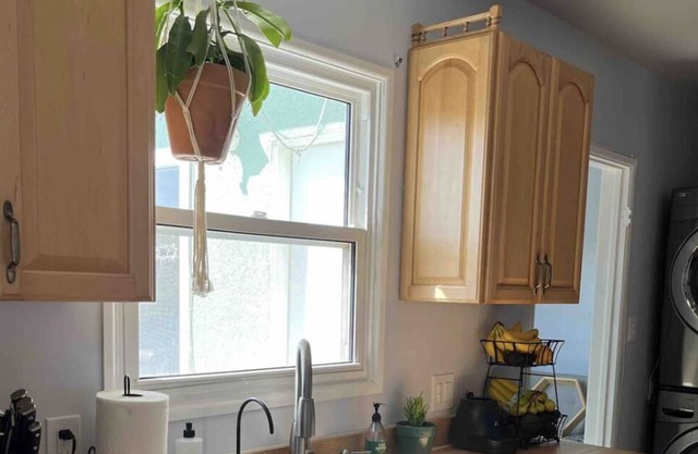 Beautiful 5 Bedroom Home in Los Angeles