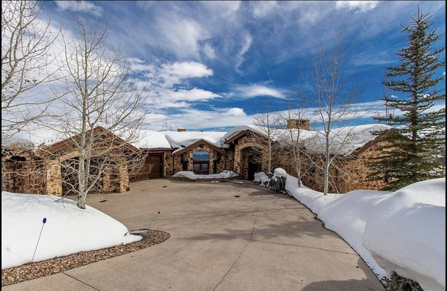 Beautiful 6 Bedroom Ski in Ski out on Deer Valley Mountain and Resort